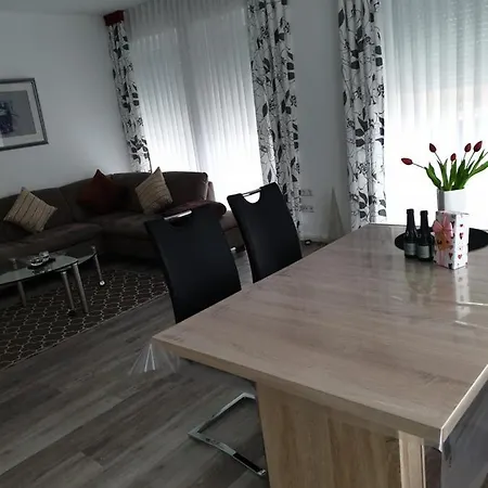 Apartment Maje Am Alten Binnenhafen Emden