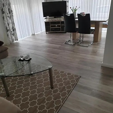 Maje Am Alten Binnenhafen Emden